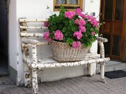 огород на окне в детском саду оформление своими руками The Bench Made Of Birch Branches Sadovye Idei Ukrasheniya Svoimi Rukami Sadovye Ukrasheniya
