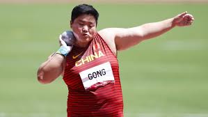 Pittsfield's kieran coscia's throw of 48 feet, 2 inches slides him in front of teammate connor hayford's 47 feet. Tokyo Olympics Chinese Shot Put Champion Gong Lijiao Asked If She Has Plans For A Woman S Life Sport The Times