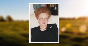 Mary Elizabeth Ray Stapleton Obituary October 4, 2013