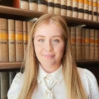 Emily Pott's Instagram, Twitter & Facebook