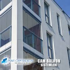 Cam balkon kullanmak pek çok insan için avantaj olarak görülse de birtakım dezavantajları da barındıran seçenekler olarak kabul edilir. Balkon Kapama Istanbul Cam Balkon