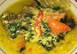 The most common meat used in tinorangsak is pork. Cara Mengolah Ikan Bumbu Kuning Kemangi Lezat