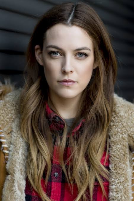 Riley Keough Interview: "The Girlfriend Experience" & Sundance Indie Film  [PHOTOS]