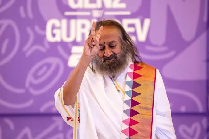 “You Be the Trendsetter”: Gurudev Sri Sri Ravi Shankar in Candid Conversation with 2,000 Young People at Gen Z × Gurudev 2.0