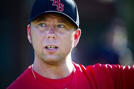 Basebollproffs hjälper Firehawks