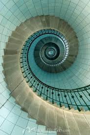 lighthouse spiral staircase スパイラル階段 らせん階段 ステップス