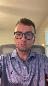 Let’s talk about essays! Senior Admission Counselor Sean Kilgore and Senior  Assistant Director Sara Riggs discuss the @commonapp essay and the Georgia  Tech supplemental essay and provide some tips and ...