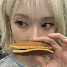 Michael kaiser (@lauri)