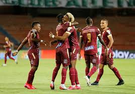 También conocido como el vino tinto y oro, o el pijao, juega actualmente en la primera división del fútbol profesional colombiano en la que suma dos títulos. Futbol Colombiano Tolima No Comprara A Jonathan Marulanda Rcn Radio