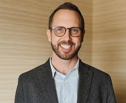 Roberts chosen to lead Downtown Springdale Alliance