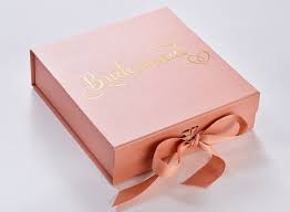 Rose Gold Gift Box With Bridesmaid Design In Gold From Beau And Bella Gift Box Design Large Gift Boxes Gifts