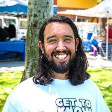 Allen Moy's Instagram, Twitter & Facebook