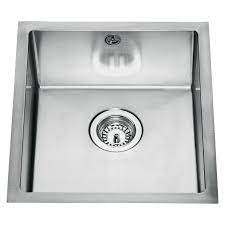 That is a great choice considering that they are much more good looking and functional than other types. Undermount Kitchen Sinks Kitchen Sinks And Taps Howdens
