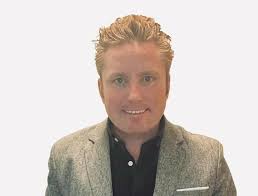 Tommy Swanhaus: The Influential Celebrity Guiding Entrepreneurs to Digital  Success