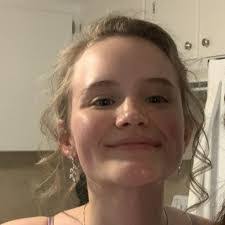 Cameron Kidder's Instagram, Twitter & Facebook