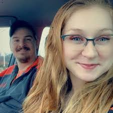 Lacey Odell's Instagram, Twitter & Facebook