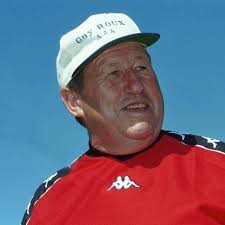 Sa mère, alice lory, et son père, marcel roux, se sont mariés deux ans. Guy Roux Records Home Facebook