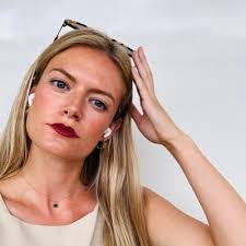 Nina Anderson's Instagram, Twitter & Facebook