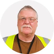 Trucker earns TCA Highway Angel wings for helping save injured motorcyclist 