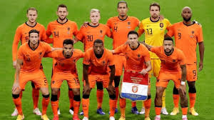 Dit waren 33 basisplaatsen en 4 invalbeurten. De Beste Man Van Oranje Werd Veel Te Vroeg Gewisseld Door Frank De Boer