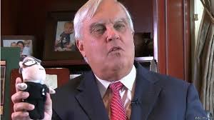 Jim Cason, el diplomático estadounidense que más molestó a Fidel  Castro:"EE.UU. es el nuevo ´sugar daddy´de Cuba"