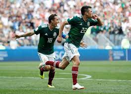 Varios aficionados explotaron contra el árbitro del partido de méxico contra trinidad y tobago de copa oro, tras el duro golpe que recibió 'chucky' lozano. Why Is Hirving Lozano Called Chucky Bizarre Reason Mexico Hero Is Named After Possessed Doll From Horror Movies Mirror Online