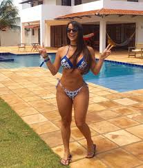 From wikimedia commons, the free media repository. Carol Dias Ostenta Corpo Perfeito De Biquini A Beira Da Piscina Biquini Corpo Perfeito De Biquini Garotas De Biquini