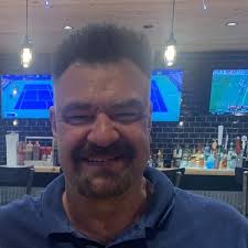 After reportedly having a $22 million NIL budget this past offseason,  Kentucky is off to a 5-4 start with no wins in marquee games 😬  @marchmadnessmbb