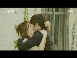 Gambar orang ciuman wallpaper keren. Bikin Baper Ini Dia Adegan Ciuman Eric Moon Dan Seo Hyeon Jin Di Drama Oh Hae Young Again Drama Drama Korea Ciuman