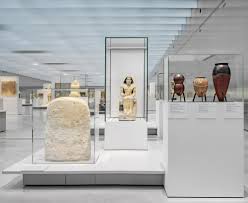 How To Design Museum Interiors Display Cases To Protect Highlight The Art Archdaily