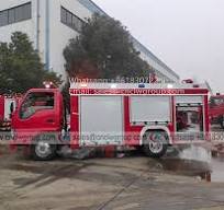 Isuzu Fire Truck That Shoots Water Isuzu 8000 L Water And Foam Tank Fire  Fighting Equipment Fire