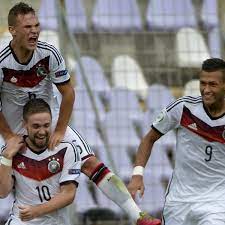 Joshua kimmich opéré du ménisque et absent jusqu'en janvier 07/11/20. Joshua Kimmich Have Bayern Munich Overvalued German Prospect Bleacher Report Latest News Videos And Highlights