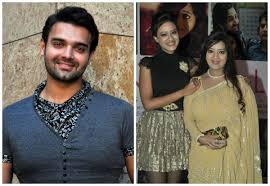 Madalsa sharma is an indian actress, model, and dancer who is well known for being the wife of her mother is sheela david sharma, who is an actress. Amid Rape Charges Mithun Chakraborty S Son Mimoh Tied Knot With Madalsa Sharma Ibtimes India