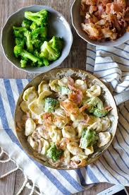 22 Beautiful Olive Garden Chicken Alfredo Price Italian Sausage Recipes Tortellini Alfredo Olive Garden Alfredo Sauce