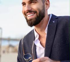 代理商要想独树一帜，就必须拥有优势；技术优势，流量优势——你必须拥有一个。" ——Ofer Katz