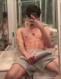 gimme the lakes on X: oliver moy nudes t.cobIhOErlxOa  X