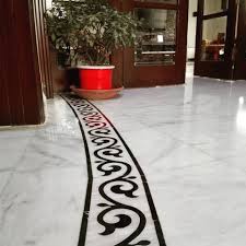 As a modern new stone material, sintered stone is quickly becoming a hit with designers and homeowners alike. Facebook