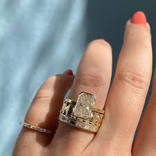 jade chastain (childishjadino)