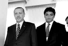 İkiz çocukları olan alptekin çiftinin bir bebek daha beklediği öğrenildi. Jonturk On Twitter Ekim Alptekin Le Ilgili Bir Detay 2007 Yilinda Asli Aydintasbas Ile Evlendi Nikah Sahitliklerini O Zamanin Enerji Bakani Hilmi Guler Enerji Onemli Demistik Bu Iste Ve Saban Disli Hani Su