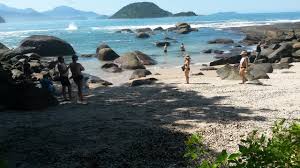 A praia das conchas, ubatuba, é acessível por trilha a partir da praia do félix e boa para mergulho livre. Praia Das Conchas Acesso Por Trilha Ubatuba Litoral Norte Sp