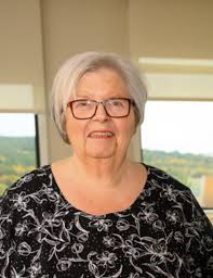 Obituary information for Gloria Harding