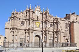 Fachada Principal De La Catedral De Guadix Una Maravilla Del Arte Barroco Andaluz Barroco Baroque Guadix Artevia Catedral Arte Barroco Arquitectura Guadix