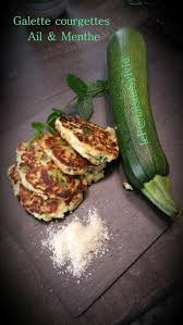 Galettedecourgette Recettecourgette Healthyfood Galettes De Courgettes Ail Menthe Fraiche Preparation 1 Galette De Courgette Recettes De Cuisine Recette