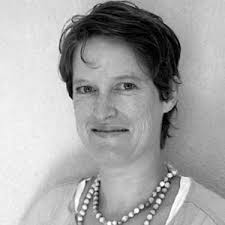  Lisa Younger Iid Professions