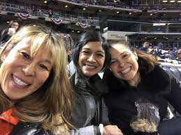 Sandy Leong (@18karats)