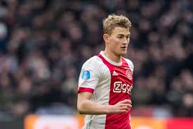 He plays for zebre in football manager 2021. Ajax Amsterdam Ajax Kundigt An Matthijs De Ligt Wird Zu Grossem Verein Wechseln