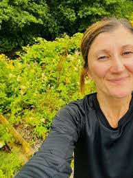 Anna Flower's Instagram, Twitter & Facebook