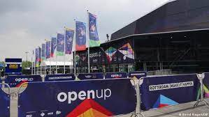 Please follow @songfestival and @rotterdam from now on for your daily eurovision updates. 5tfuubj2 Mnqvm
