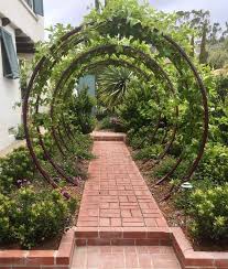 Amazing Diy Arches Design 23 Ways To Highlight Your Garden Garden Arches Amazing Gardens Landscape Design