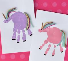 Handabdruck Bilder Kinder Einhorn Bunte Faden Valentinstag Basteln Kinder Valentinstag Basteln Einladung Basteln